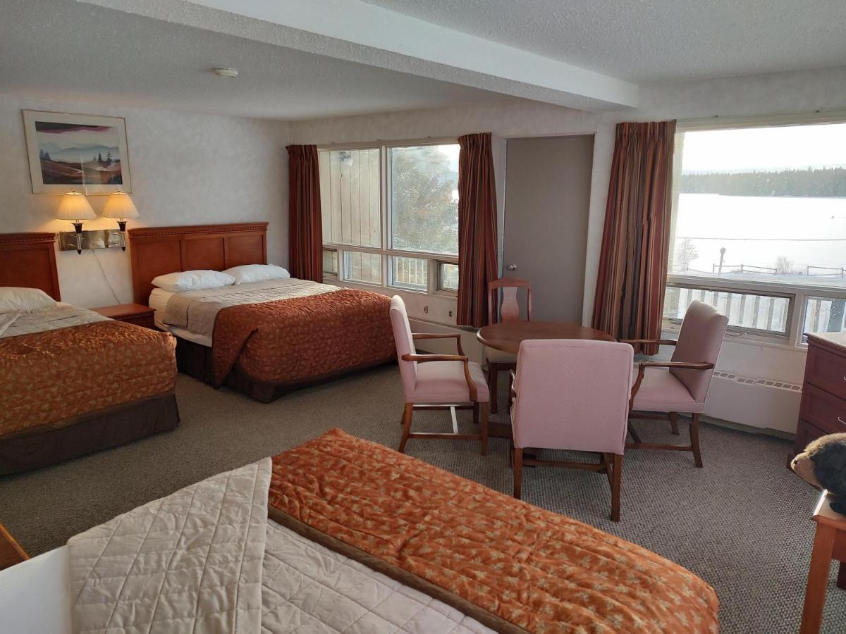 Logan Lake Lac Le Jeune Nature Resort מראה חיצוני תמונה
