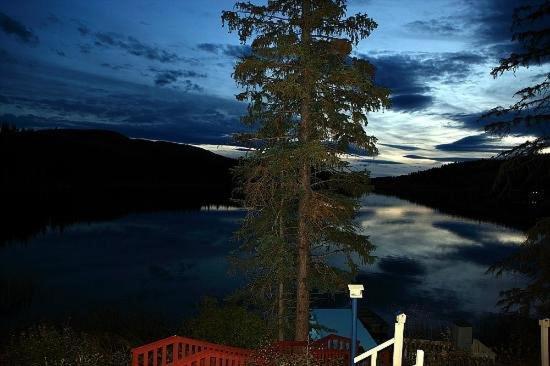 Logan Lake Lac Le Jeune Nature Resort מראה חיצוני תמונה