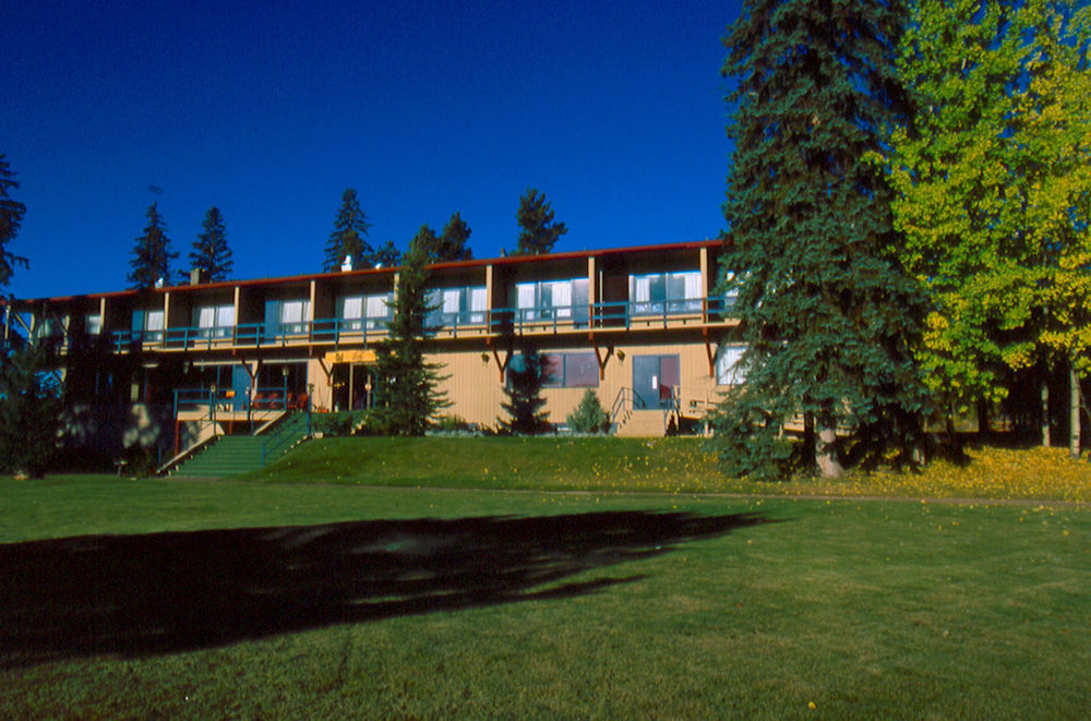 Logan Lake Lac Le Jeune Nature Resort מראה חיצוני תמונה